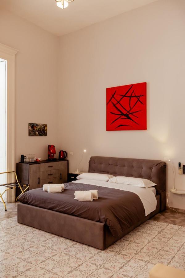 Suites Trinita In Toledo Street Nápoles Exterior foto