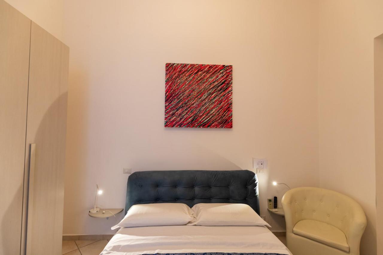 Suites Trinita In Toledo Street Nápoles Exterior foto